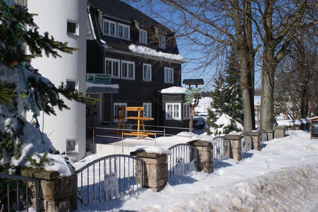 Hotel Haus Oberland Masserberg Ngoại thất bức ảnh