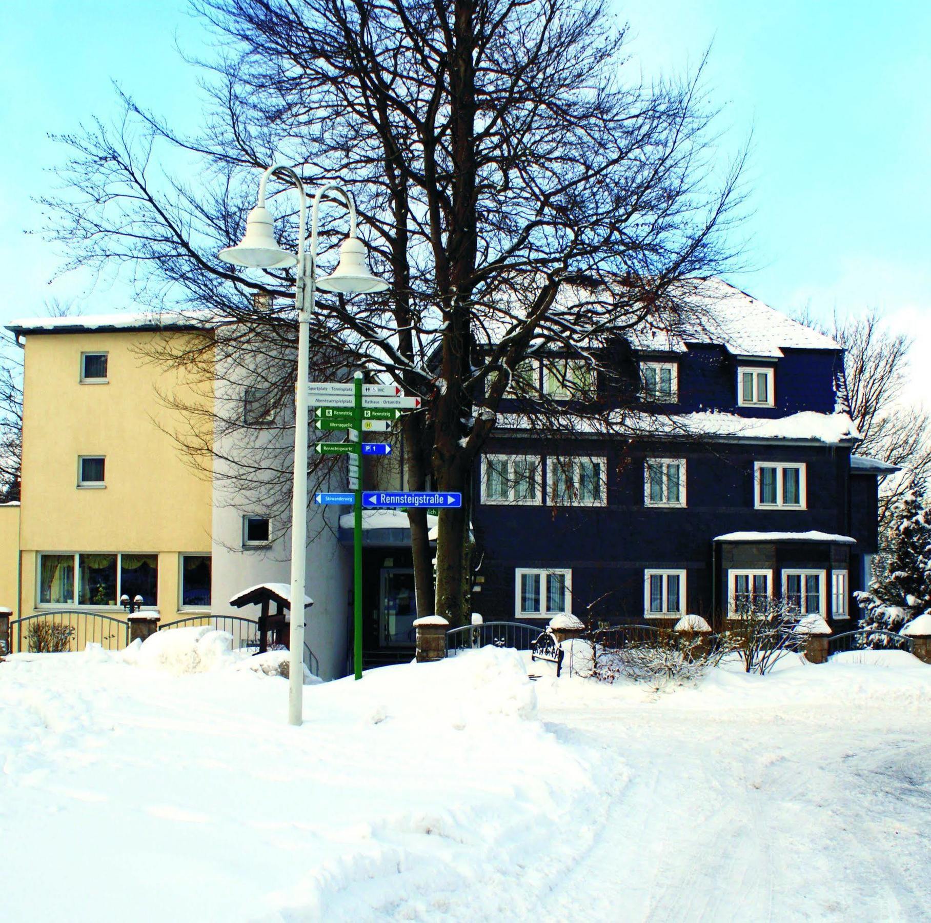 Hotel Haus Oberland Masserberg Ngoại thất bức ảnh