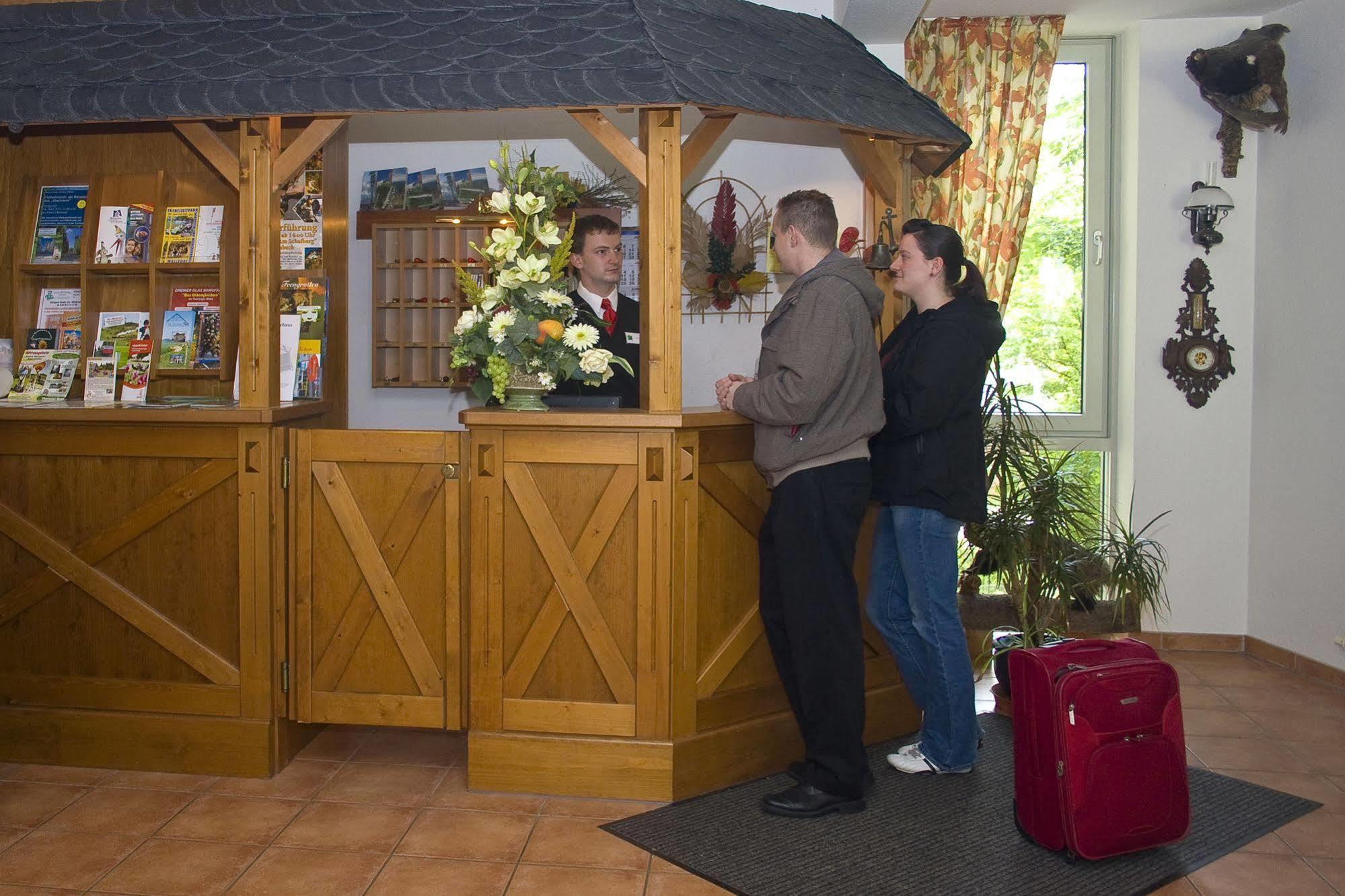 Hotel Haus Oberland Masserberg Ngoại thất bức ảnh